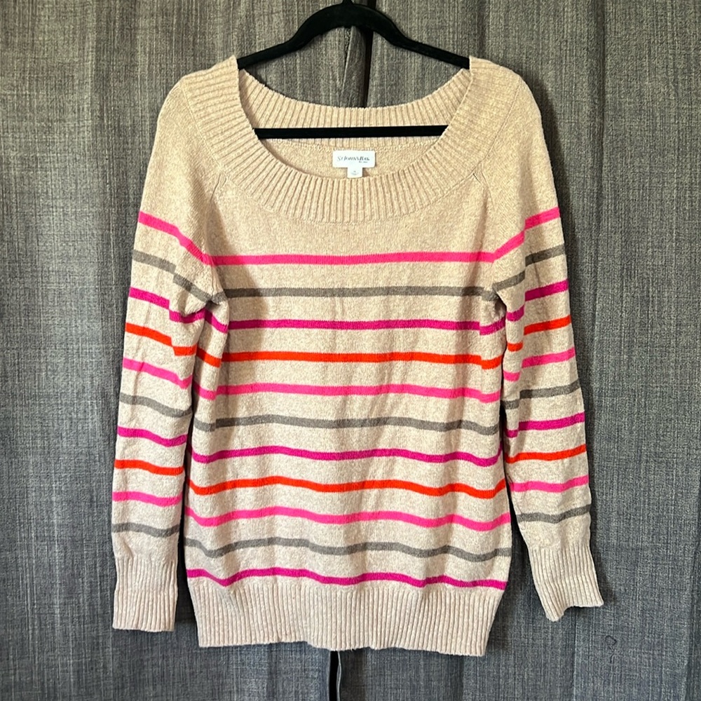 St. John’s bay wide round neck sweater striped tan and pink size XL